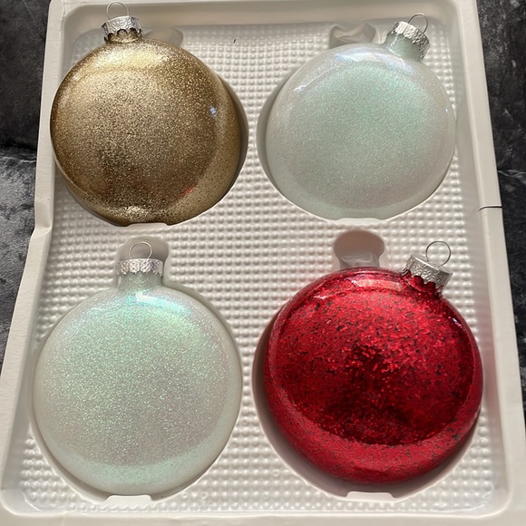 Frida Kahlo Ornaments Set of 4 - Picture 7 of 7